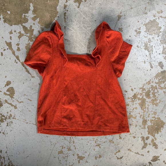 Crosshatch Ruffled Top - Picture 2 of 8